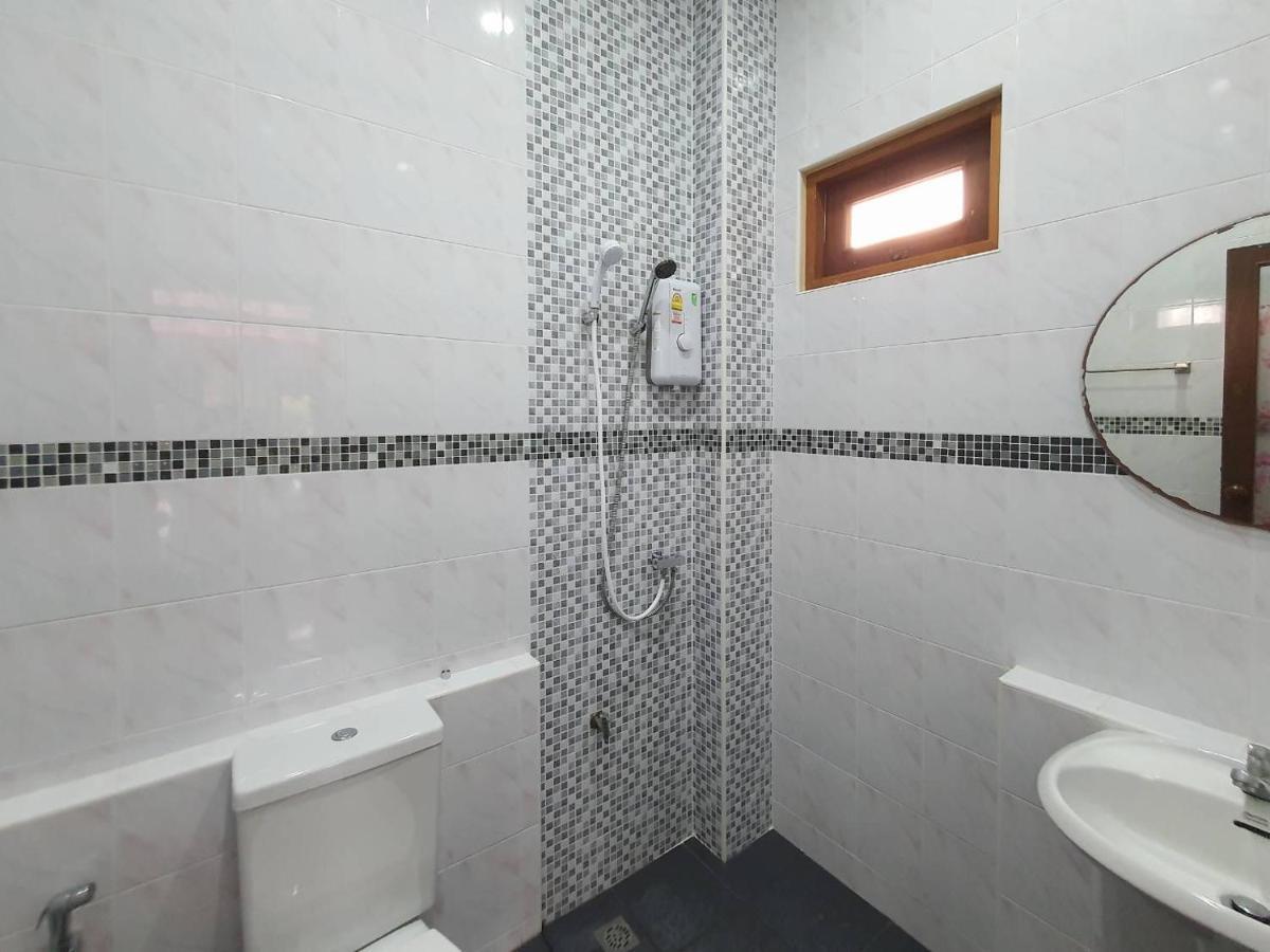 We Hostel Khaolak 카오락 외부 사진